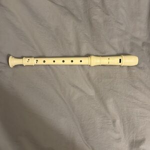 Tudor soprano used Once Soprano Recorder with gray Case